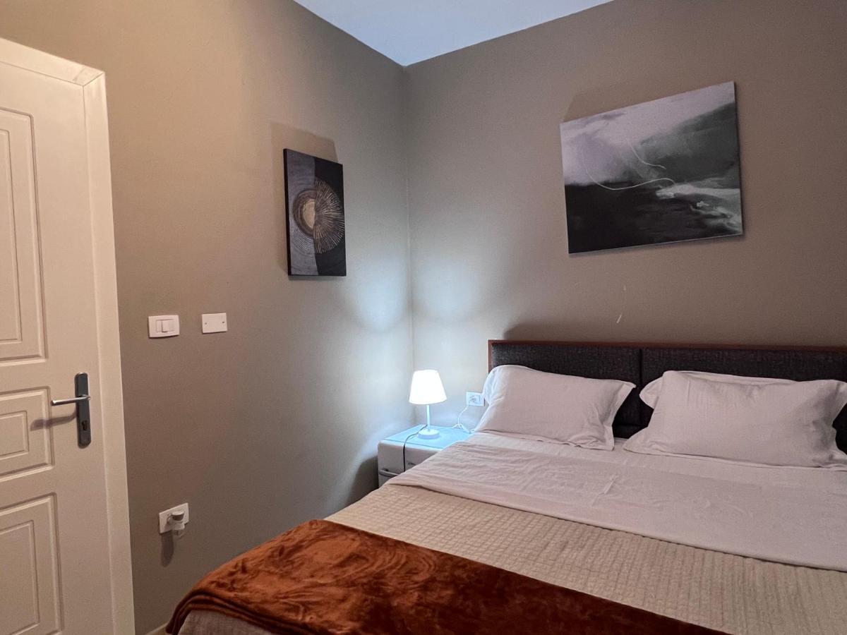 Bobi Hotel Shkodër Extérieur photo