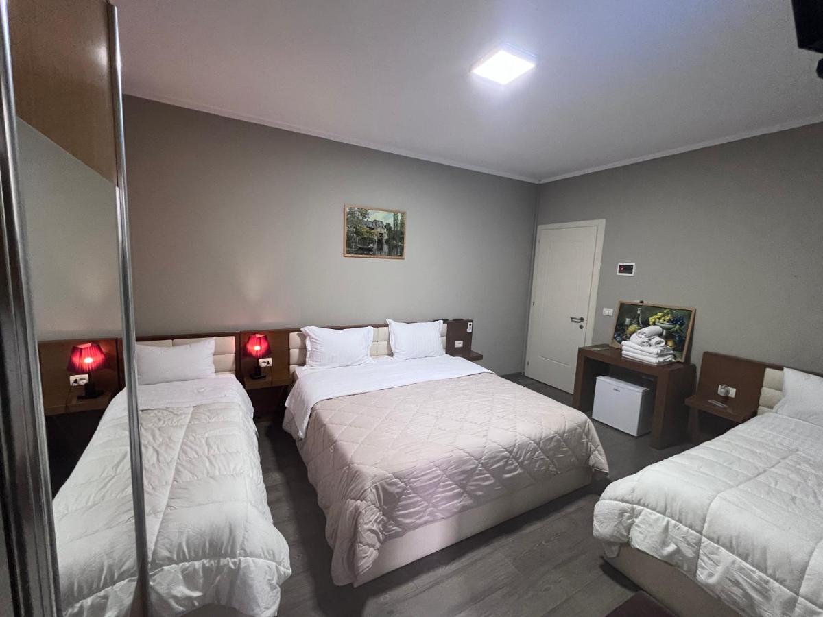 Bobi Hotel Shkodër Extérieur photo