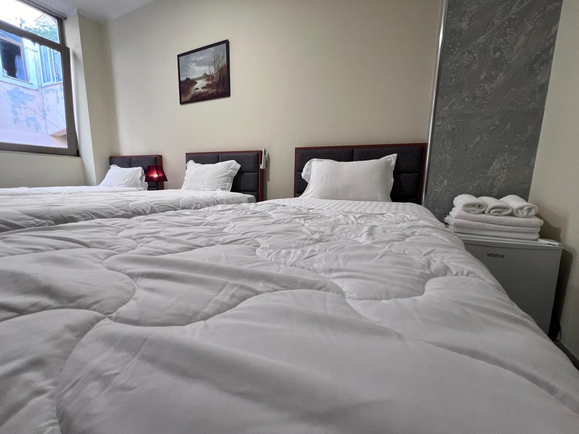 Bobi Hotel Shkodër Extérieur photo