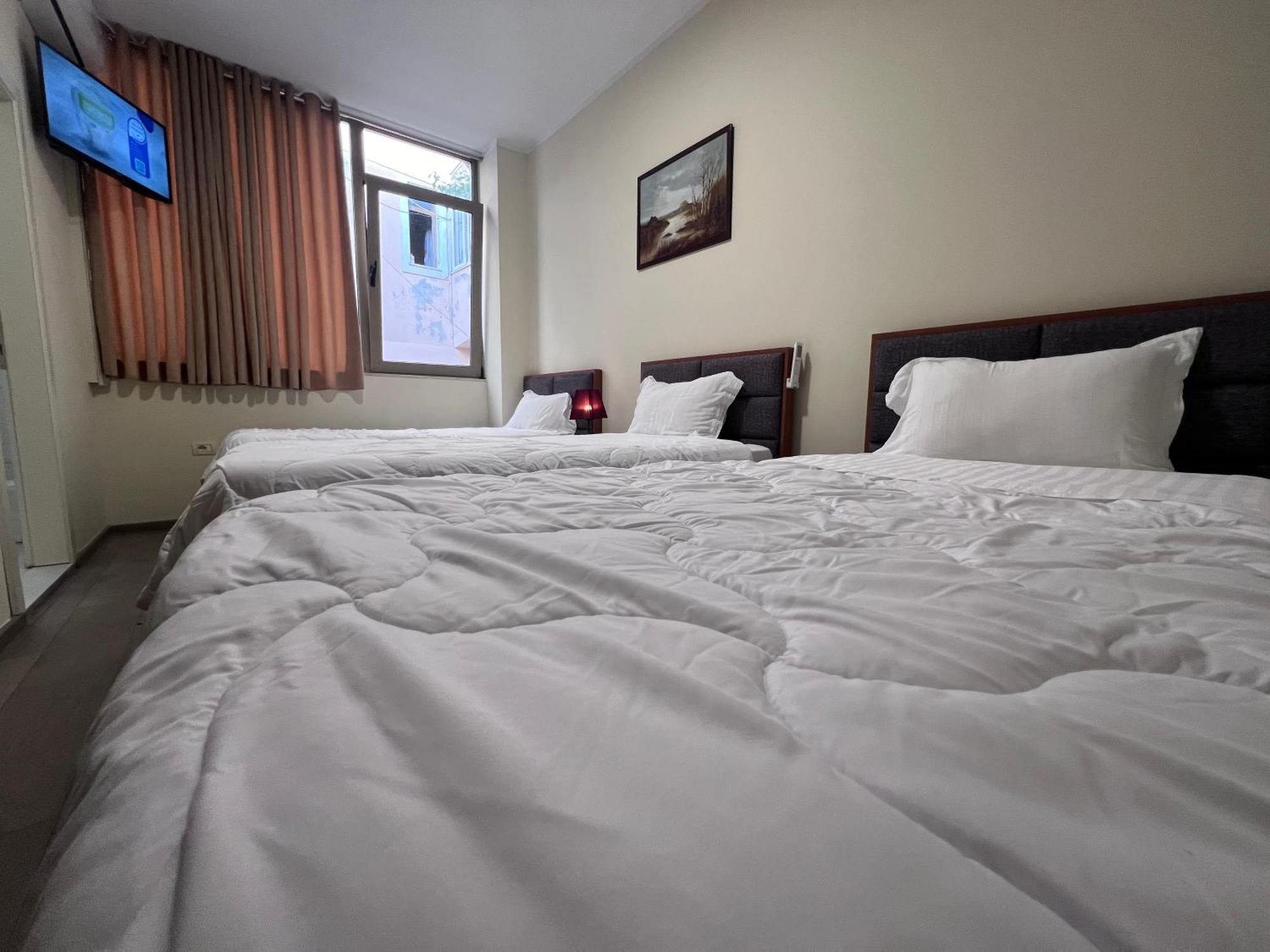 Bobi Hotel Shkodër Extérieur photo
