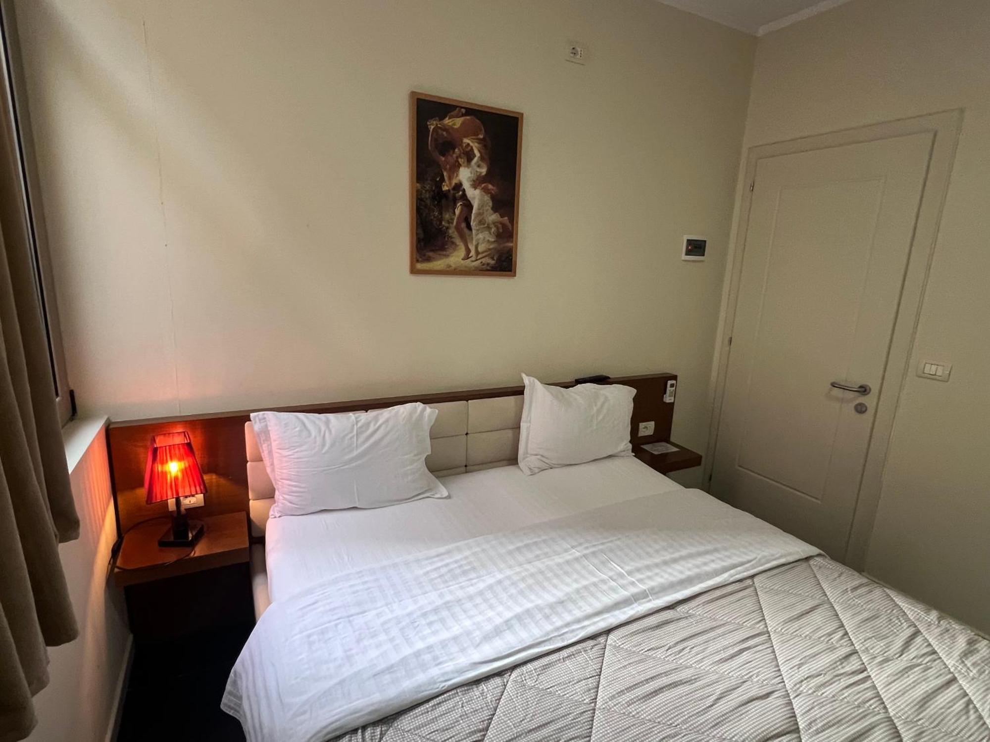 Bobi Hotel Shkodër Extérieur photo